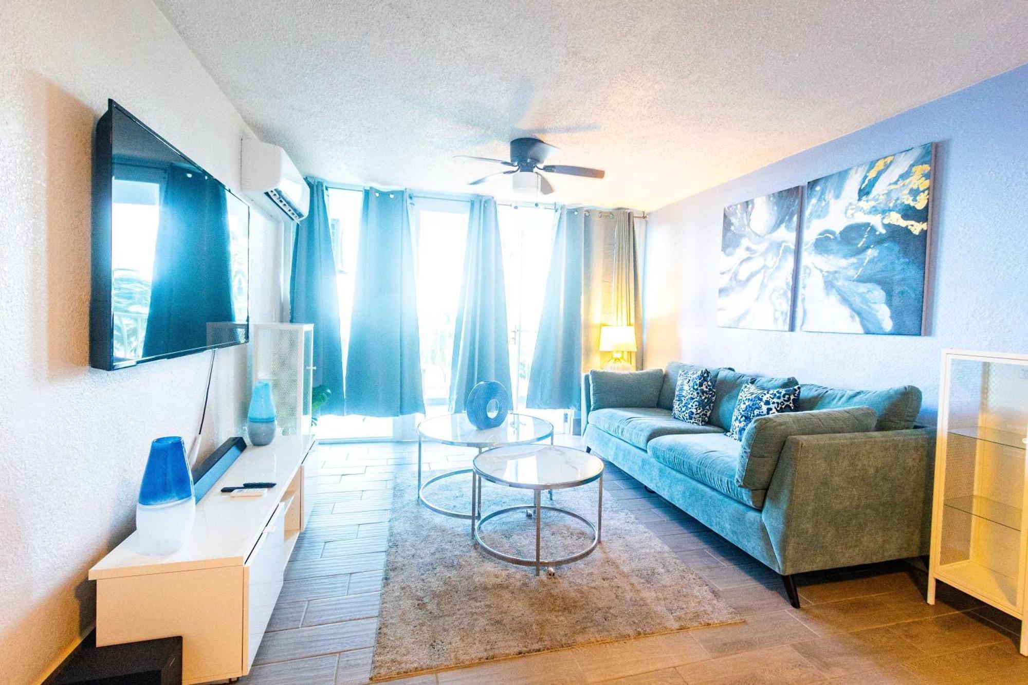 Sunset Paradise Cozy Beachfront Escape - Isla Verde San Juan Exterior foto